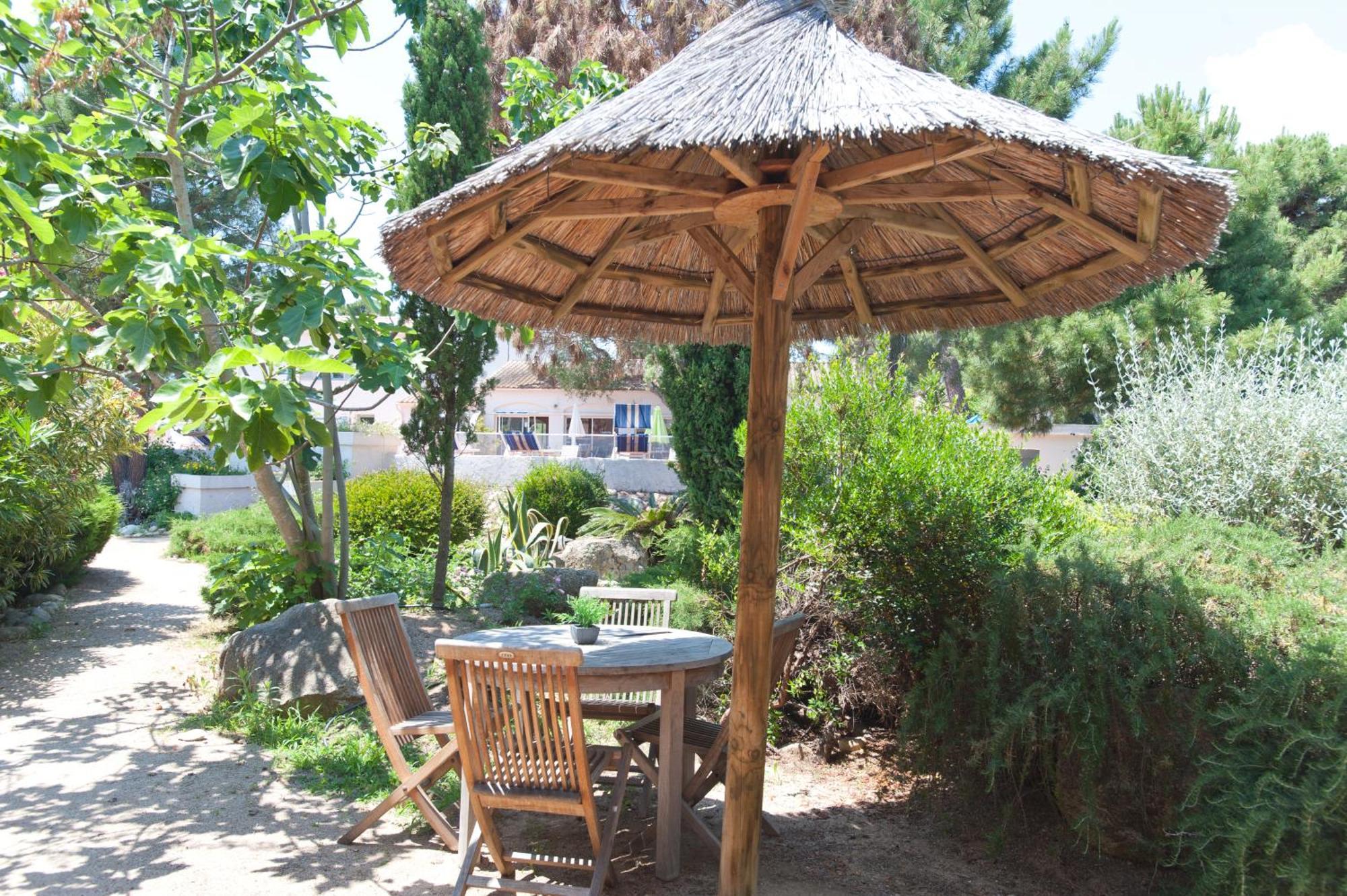 بورتو فيكشْيو Residence Domaine De Caranella الغرفة الصورة