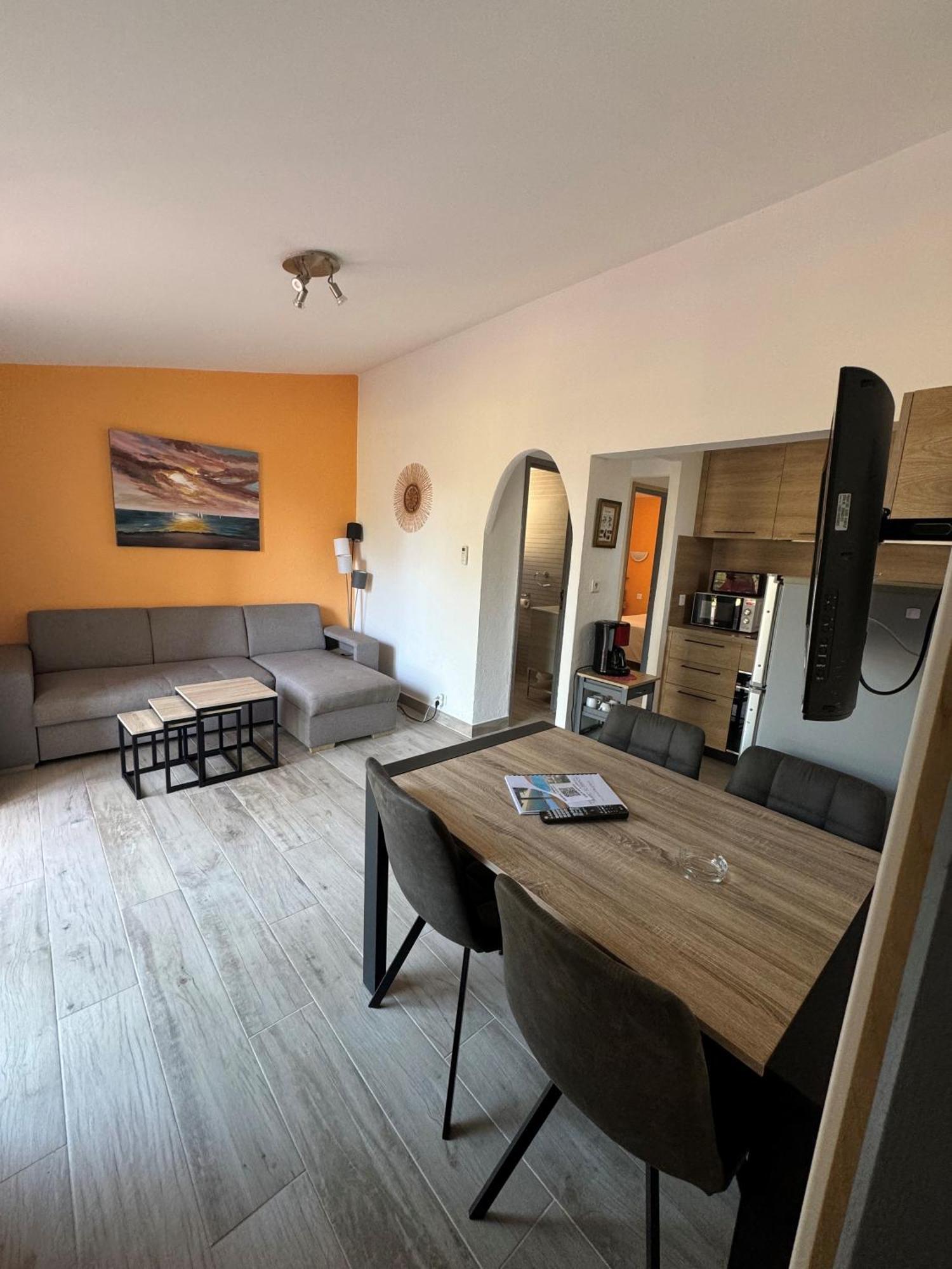 بورتو فيكشْيو Residence Domaine De Caranella المظهر الخارجي الصورة