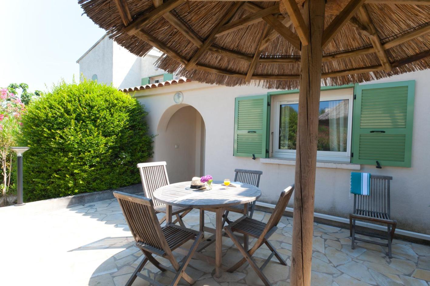 بورتو فيكشْيو Residence Domaine De Caranella المظهر الخارجي الصورة