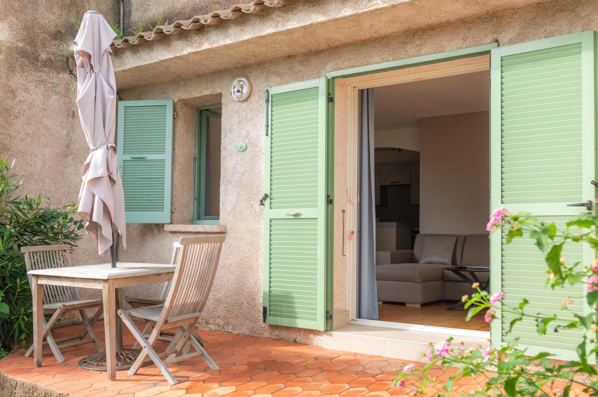 بورتو فيكشْيو Residence Domaine De Caranella المظهر الخارجي الصورة