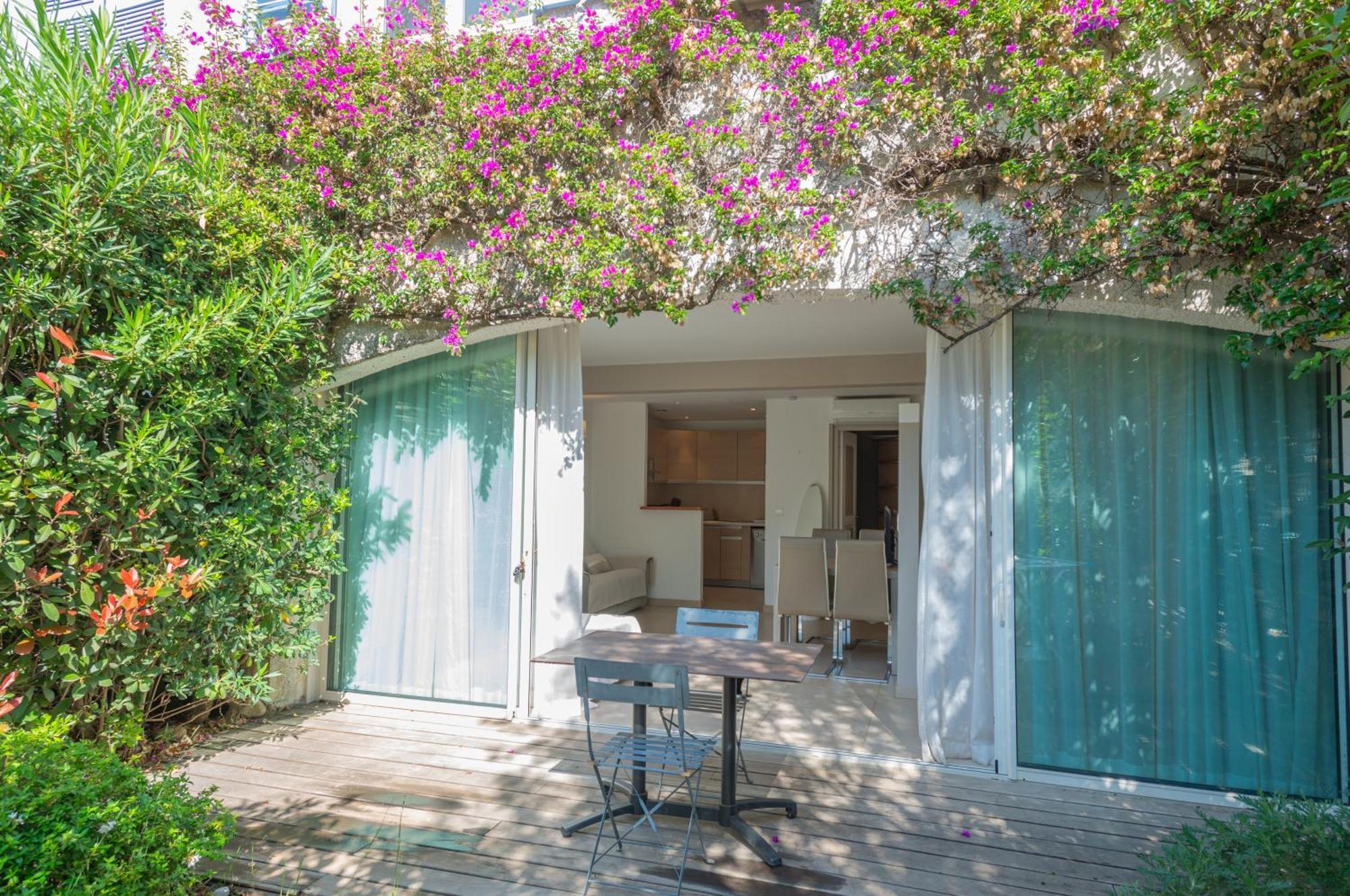 بورتو فيكشْيو Residence Domaine De Caranella المظهر الخارجي الصورة