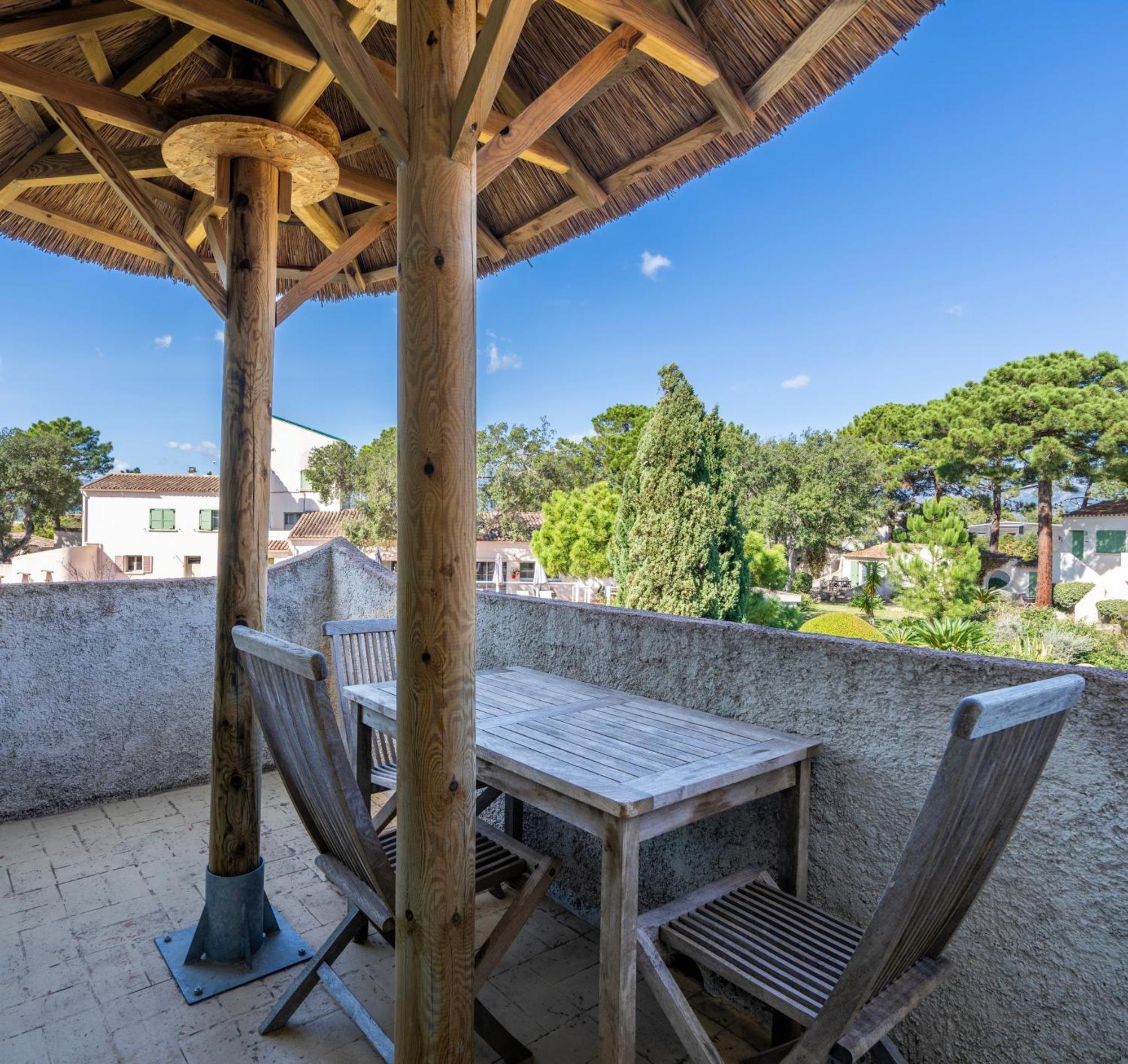 بورتو فيكشْيو Residence Domaine De Caranella الغرفة الصورة